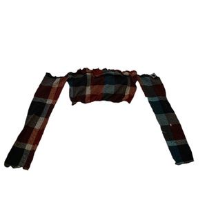 Plaid tub crop top with sleeves.